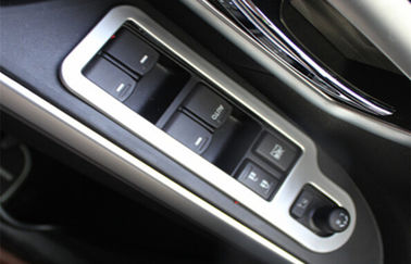 Китай Пластмассовая крышка для переключателя окон с хромированным интерьером ABS для Suzuki S-CROSS 2014 поставщик